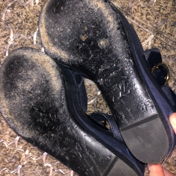 Louis Vuitton heels - Picture 6 of 7